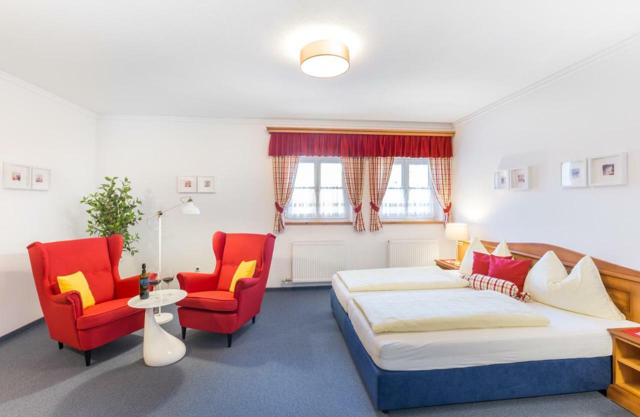 Hotel Garni Noeserlgut Линц Экстерьер фото