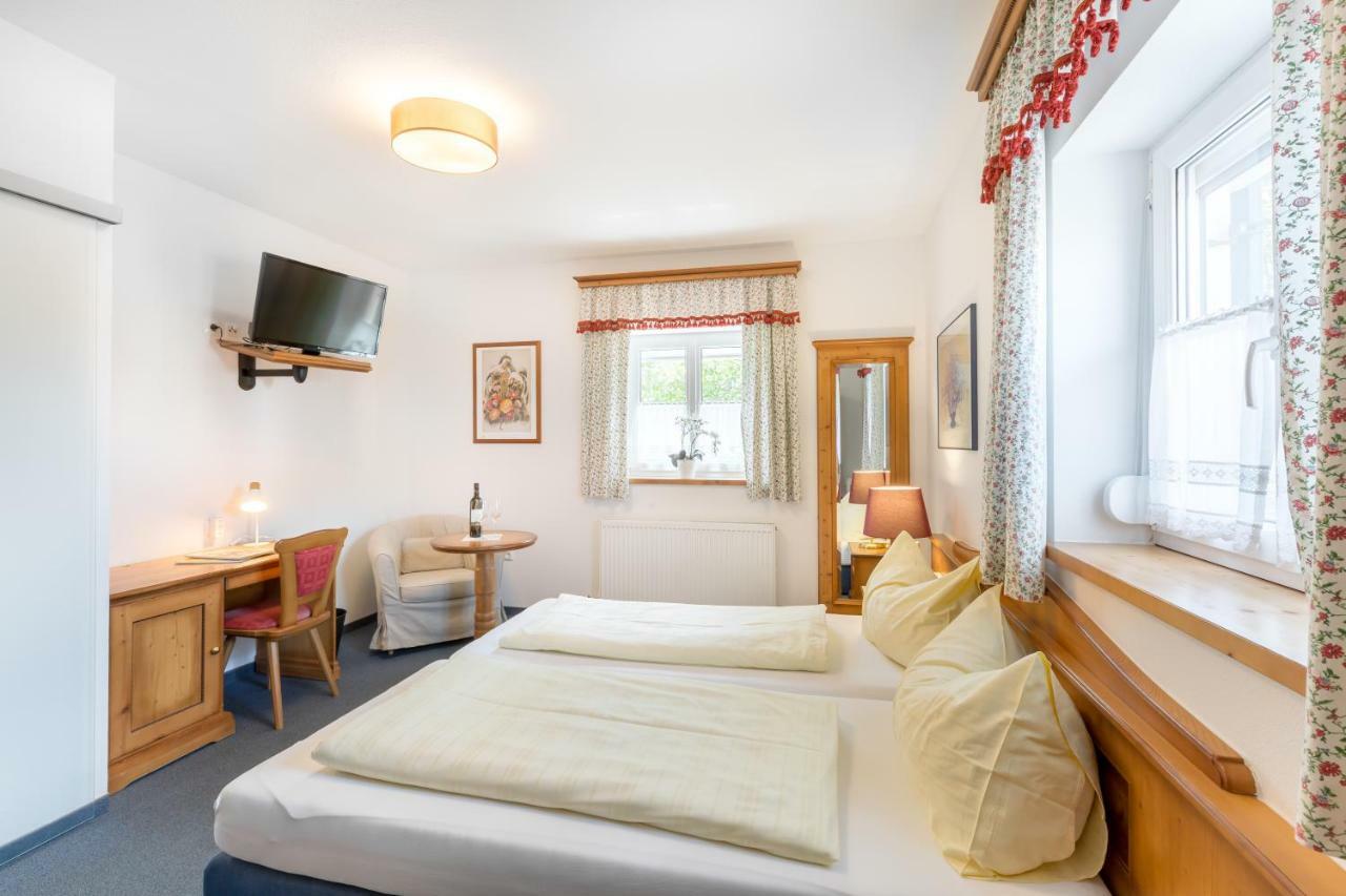 Hotel Garni Noeserlgut Линц Экстерьер фото